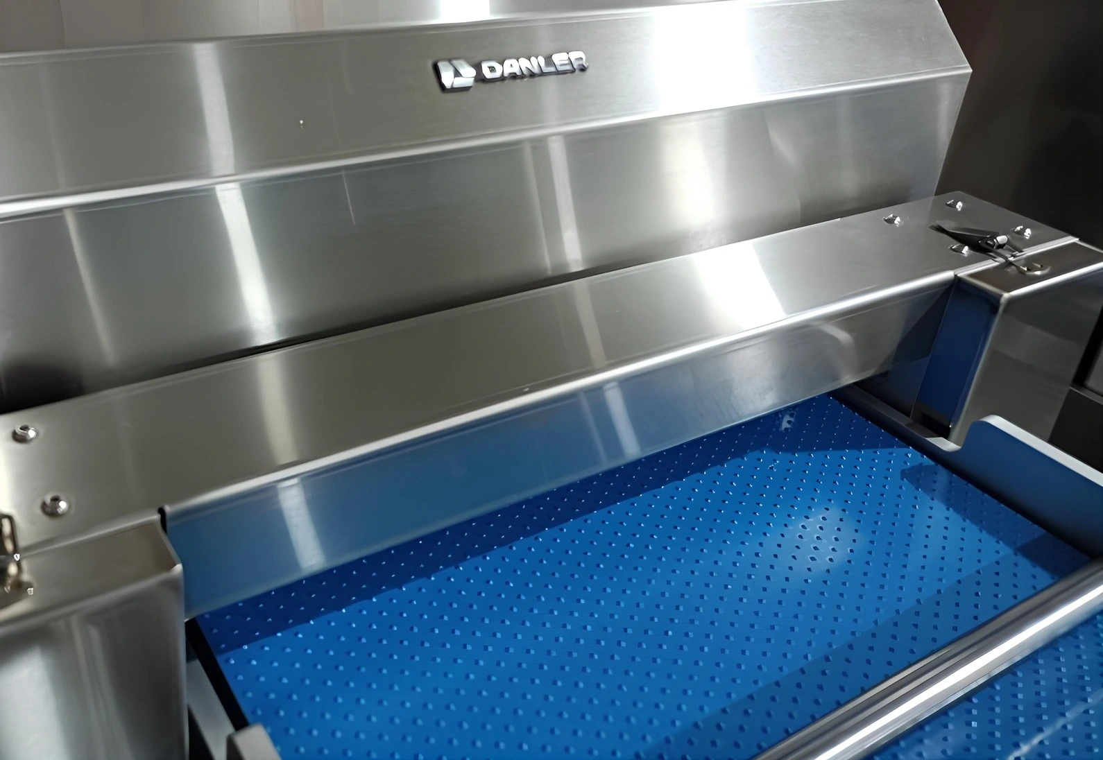 Машина для горизонтальной нарезки тортов и бисквита Danler GD-450