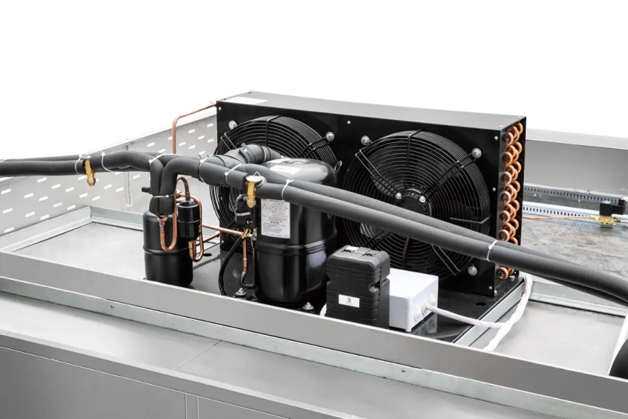 Компрессор в холодильной установке марки Danfoss